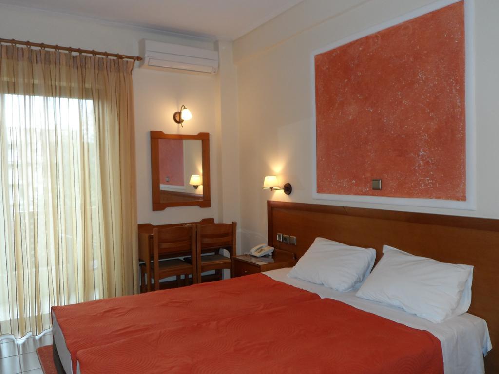 Hotel Prigipikon Suites And Sofites Loutra Ipatis Zewnętrze zdjęcie