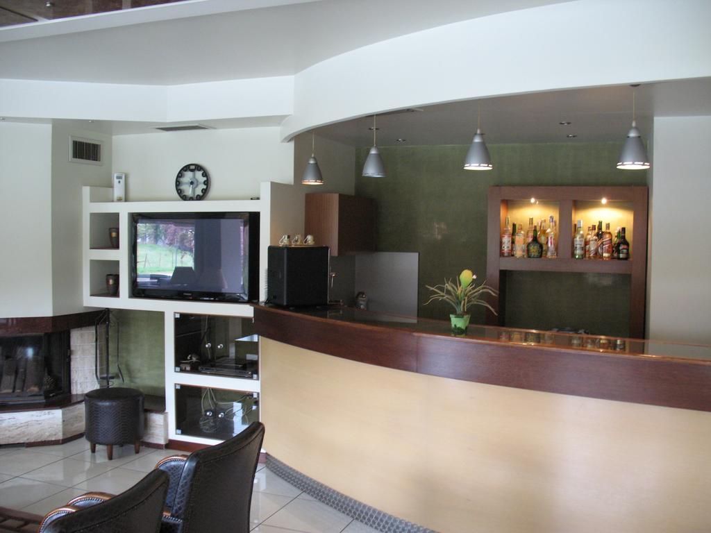 Hotel Prigipikon Suites And Sofites Loutra Ipatis Zewnętrze zdjęcie
