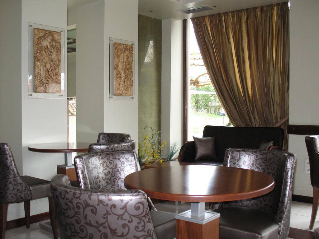 Hotel Prigipikon Suites And Sofites Loutra Ipatis Zewnętrze zdjęcie