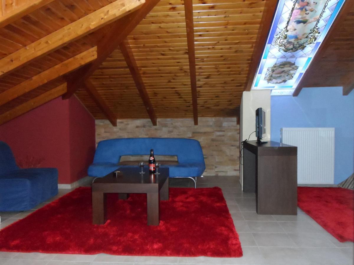Hotel Prigipikon Suites And Sofites Loutra Ipatis Zewnętrze zdjęcie