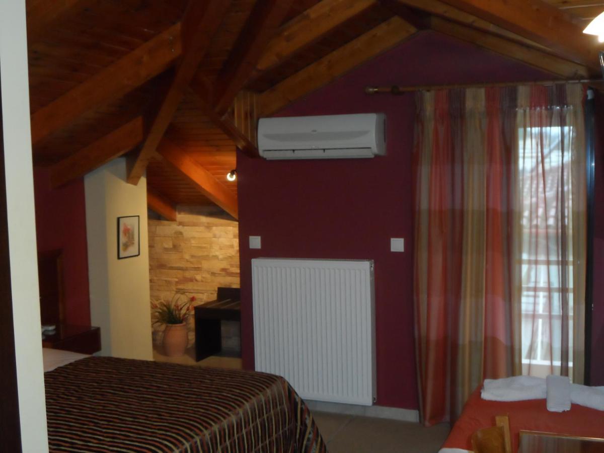 Hotel Prigipikon Suites And Sofites Loutra Ipatis Zewnętrze zdjęcie