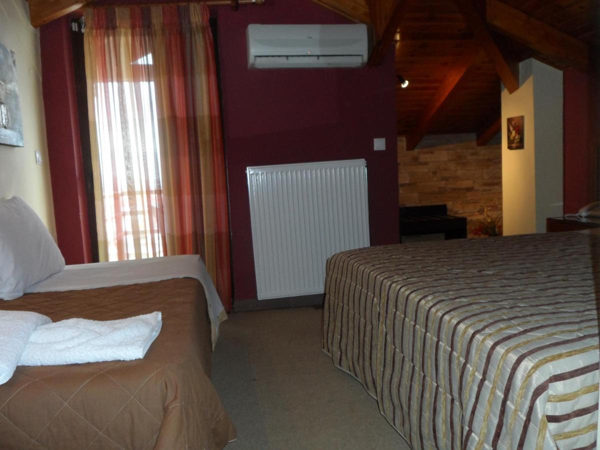 Hotel Prigipikon Suites And Sofites Loutra Ipatis Zewnętrze zdjęcie