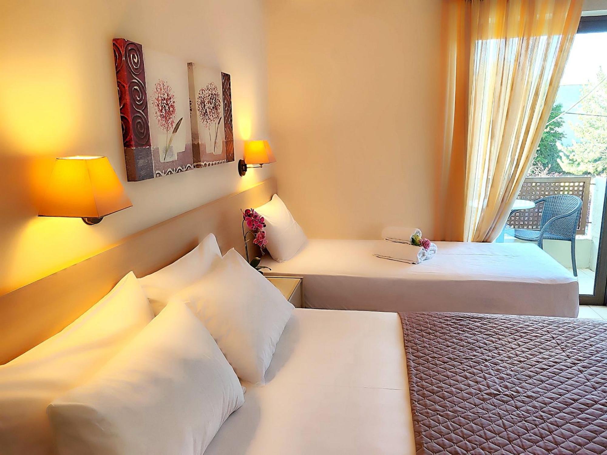 Hotel Prigipikon Suites And Sofites Loutra Ipatis Zewnętrze zdjęcie